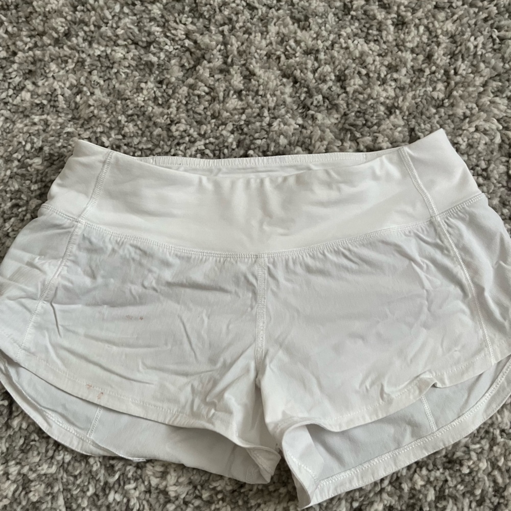 White lulu shorts size 2